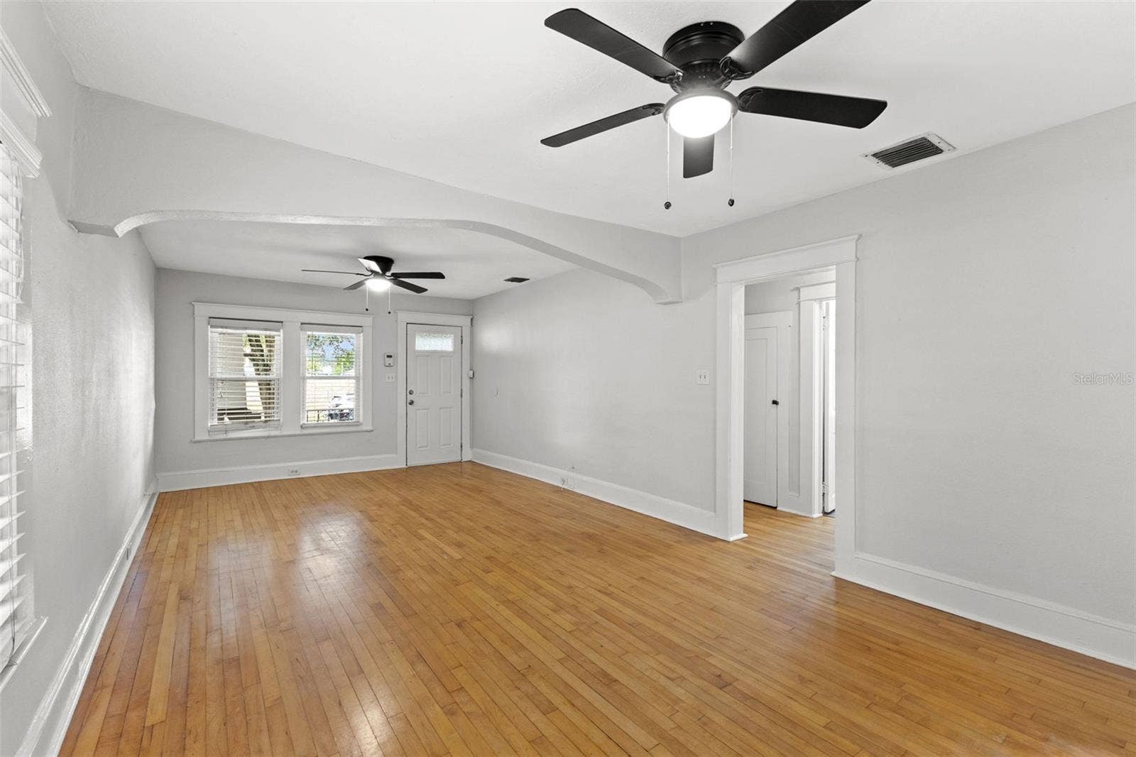 6303 N KING STREET, Tampa, FL 33604 6303 N KING STREET, Tampa, FL 33604