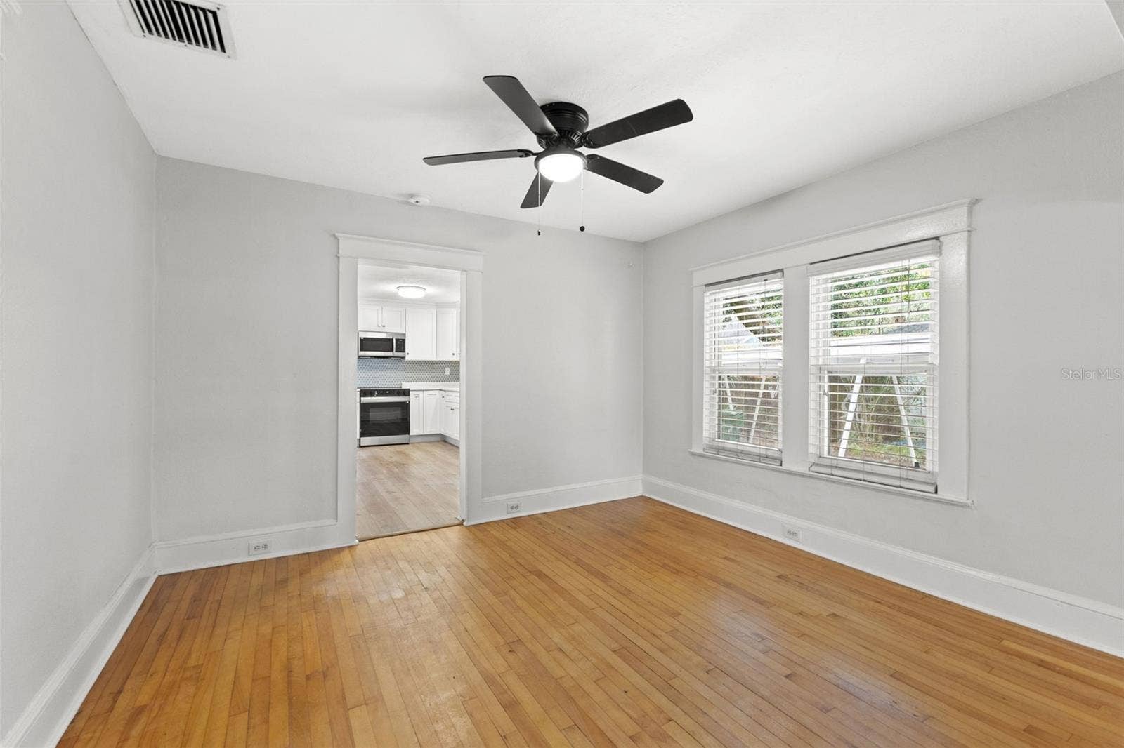 6303 N KING STREET, Tampa, FL 33604 6303 N KING STREET, Tampa, FL 33604