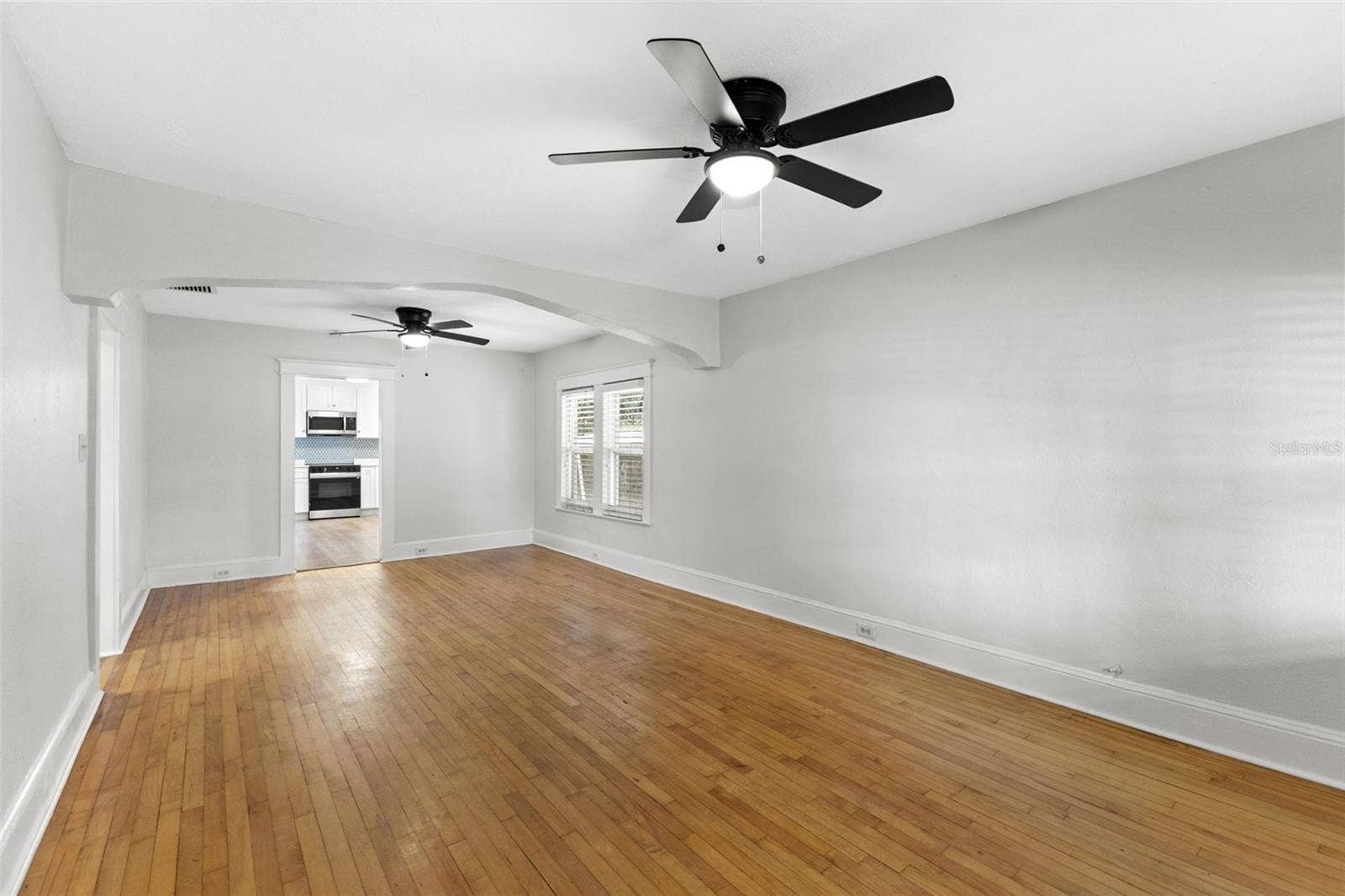 6303 N KING STREET, Tampa, FL 33604 6303 N KING STREET, Tampa, FL 33604