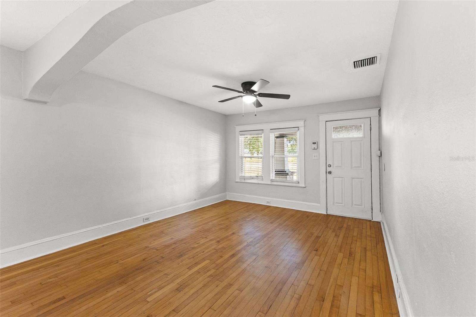 6303 N KING STREET, Tampa, FL 33604 6303 N KING STREET, Tampa, FL 33604
