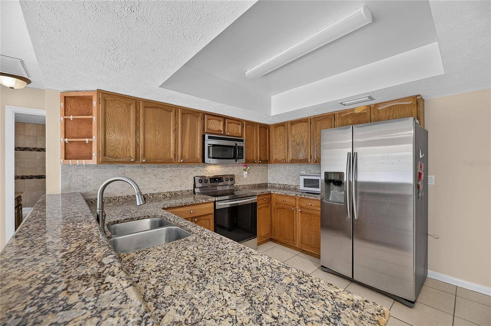 8904 W FLORA STREET, Tampa, FL 33615