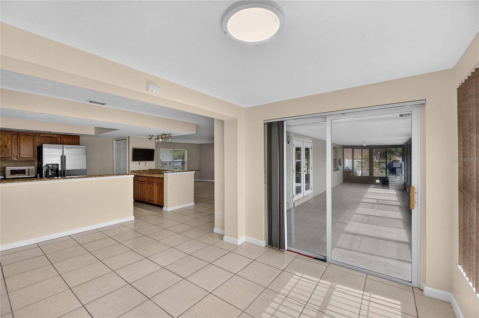 8904 W FLORA STREET, Tampa, FL 33615