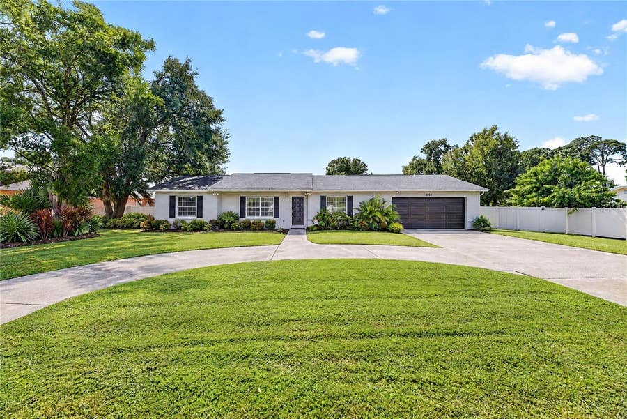 Property photo for 8904 W FLORA STREET, Tampa, FL