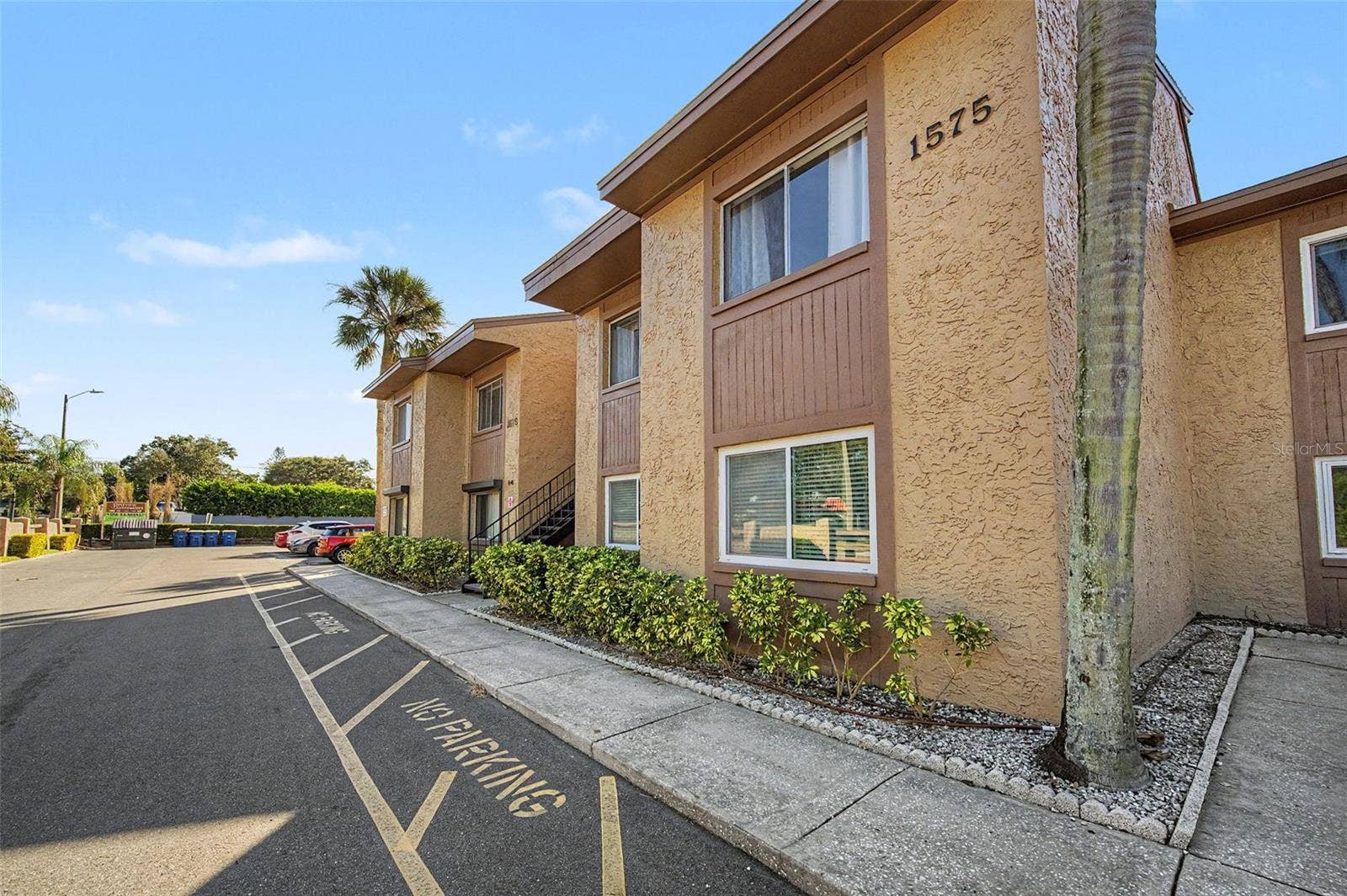 1575 GREENLEA DRIVE, #4, Clearwater, FL 33755 1575 GREENLEA DRIVE, #4, Clearwater, FL 33755