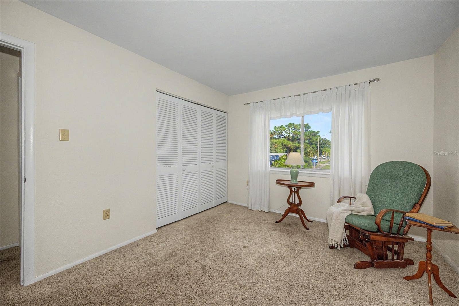 1575 GREENLEA DRIVE, #4, Clearwater, FL 33755 1575 GREENLEA DRIVE, #4, Clearwater, FL 33755