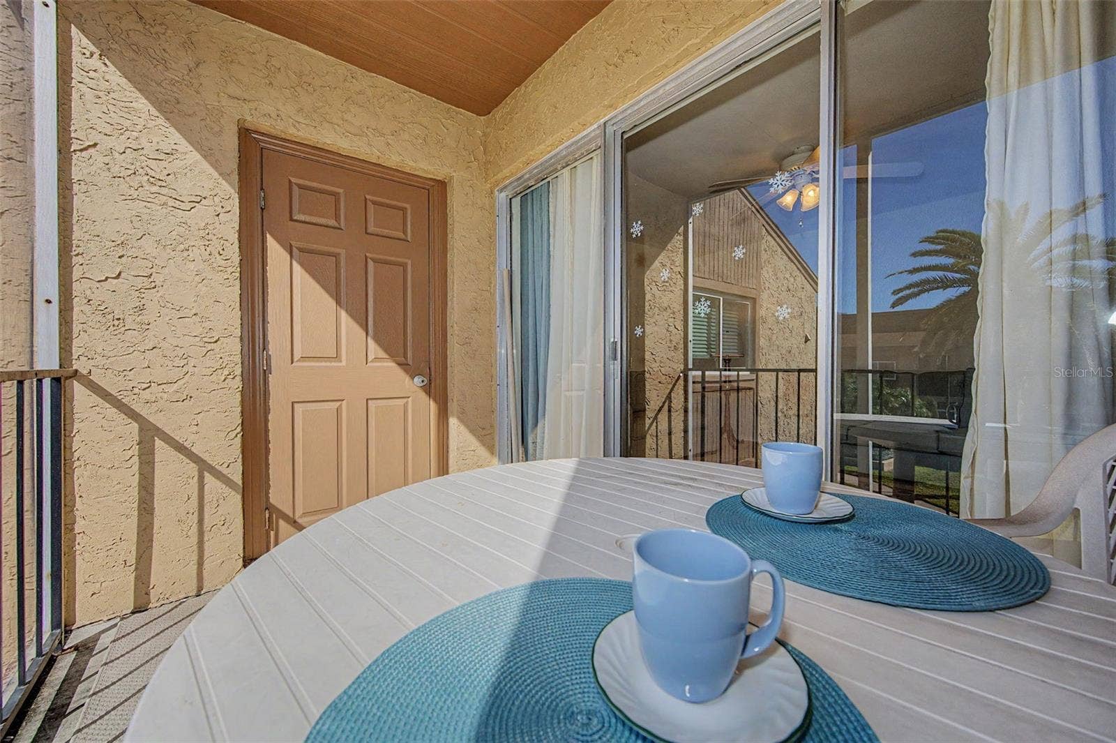 1575 GREENLEA DRIVE, #4, Clearwater, FL 33755 1575 GREENLEA DRIVE, #4, Clearwater, FL 33755