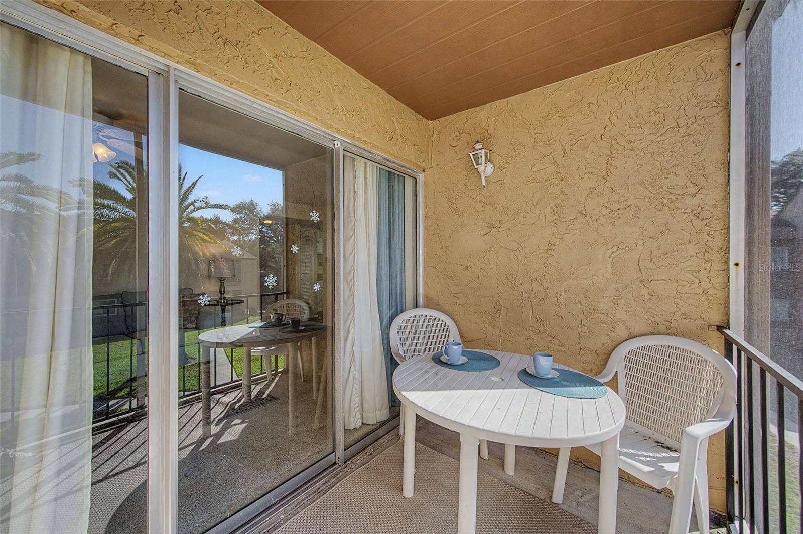 1575 GREENLEA DRIVE, #4, Clearwater, FL 33755 1575 GREENLEA DRIVE, #4, Clearwater, FL 33755