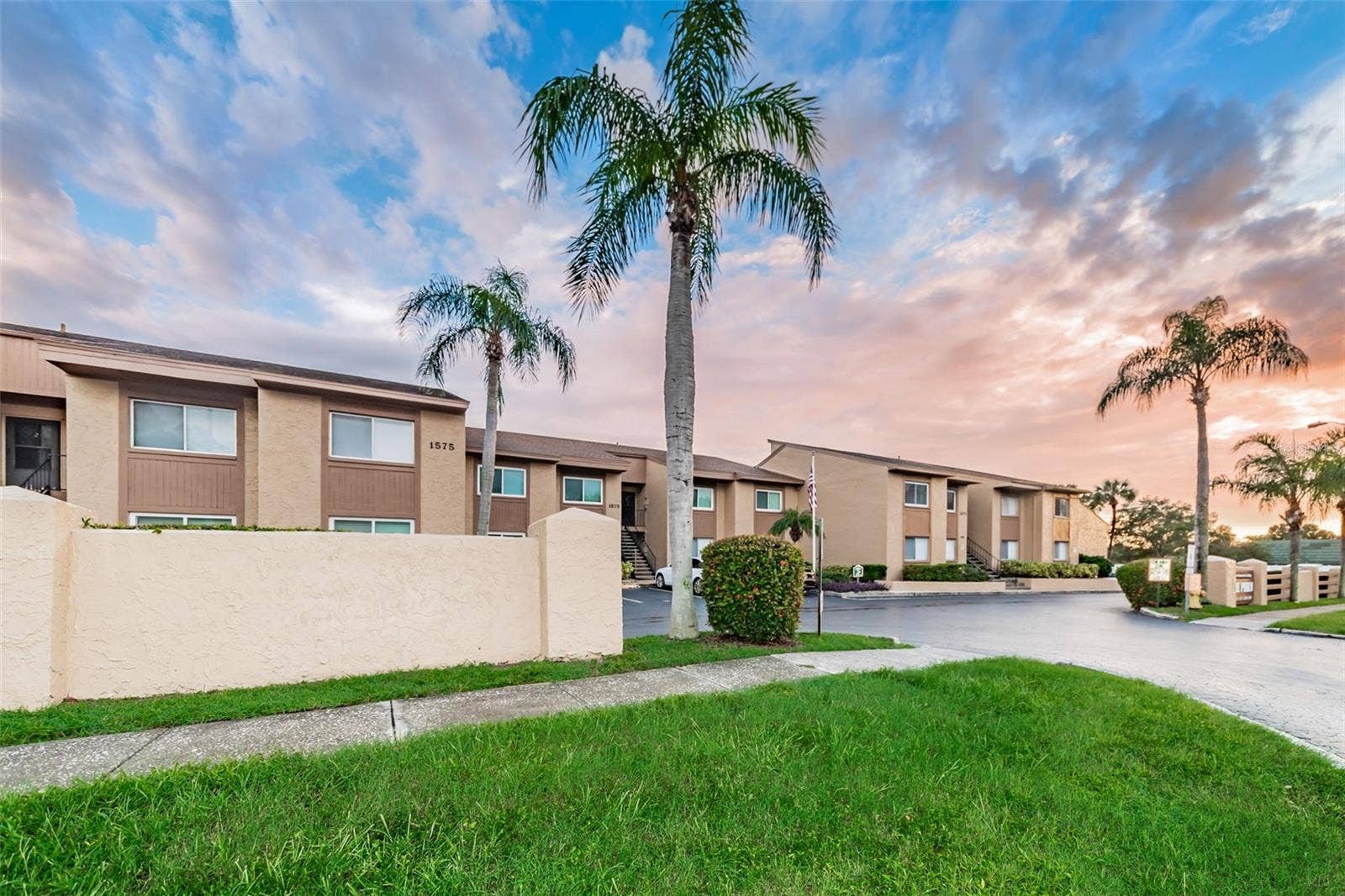 1575 GREENLEA DRIVE, #4, Clearwater, FL 33755 1575 GREENLEA DRIVE, #4, Clearwater, FL 33755