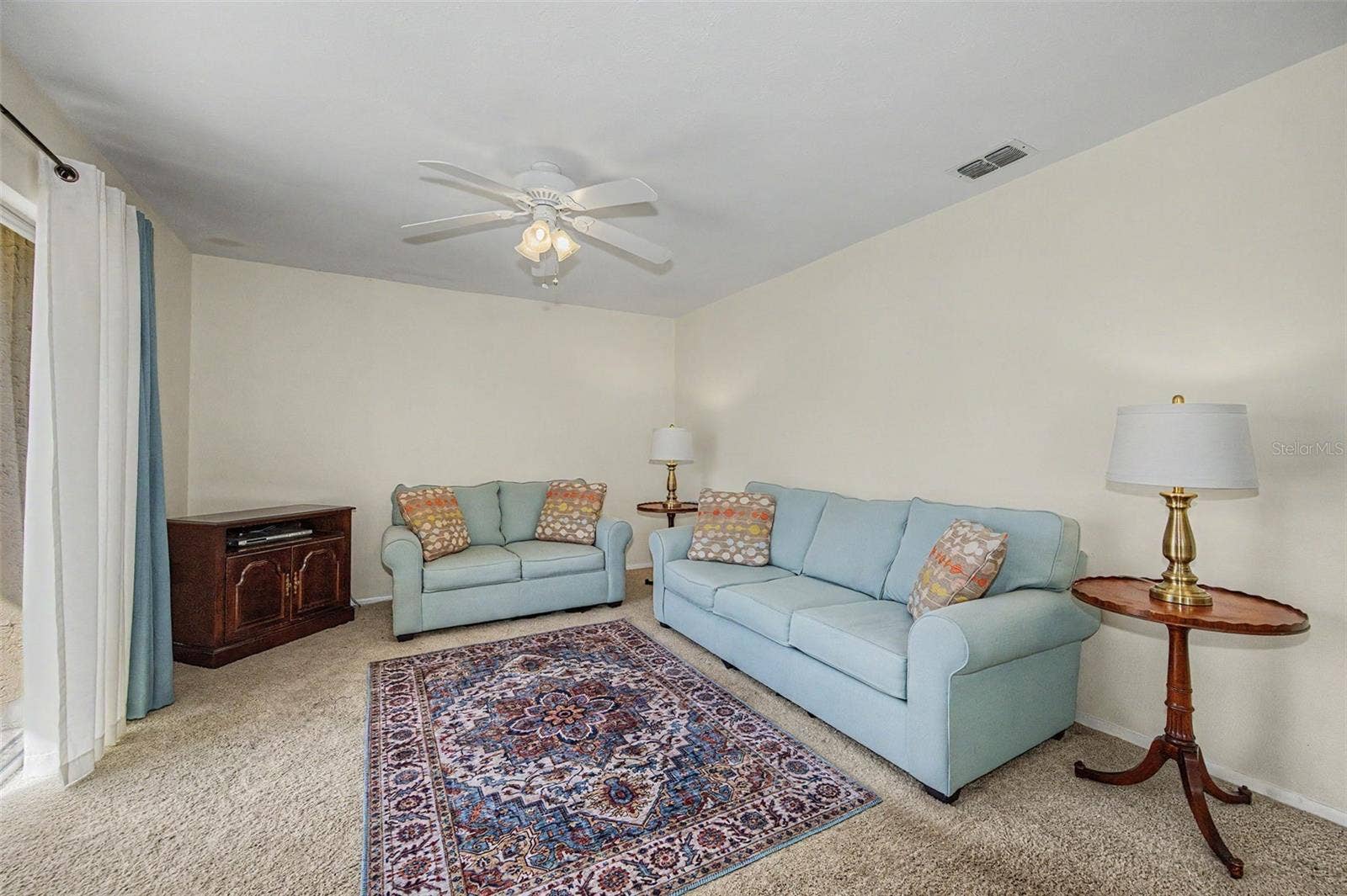 1575 GREENLEA DRIVE, #4, Clearwater, FL 33755 1575 GREENLEA DRIVE, #4, Clearwater, FL 33755