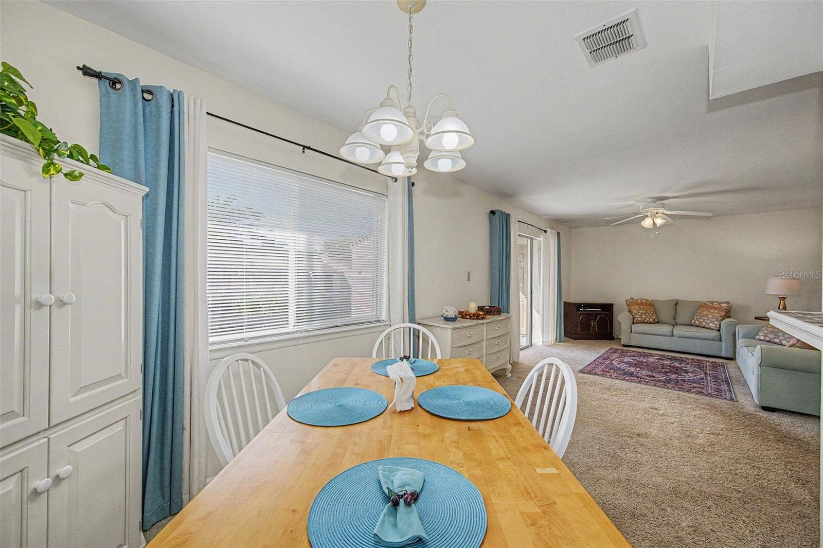 1575 GREENLEA DRIVE, #4, Clearwater, FL 33755 1575 GREENLEA DRIVE, #4, Clearwater, FL 33755