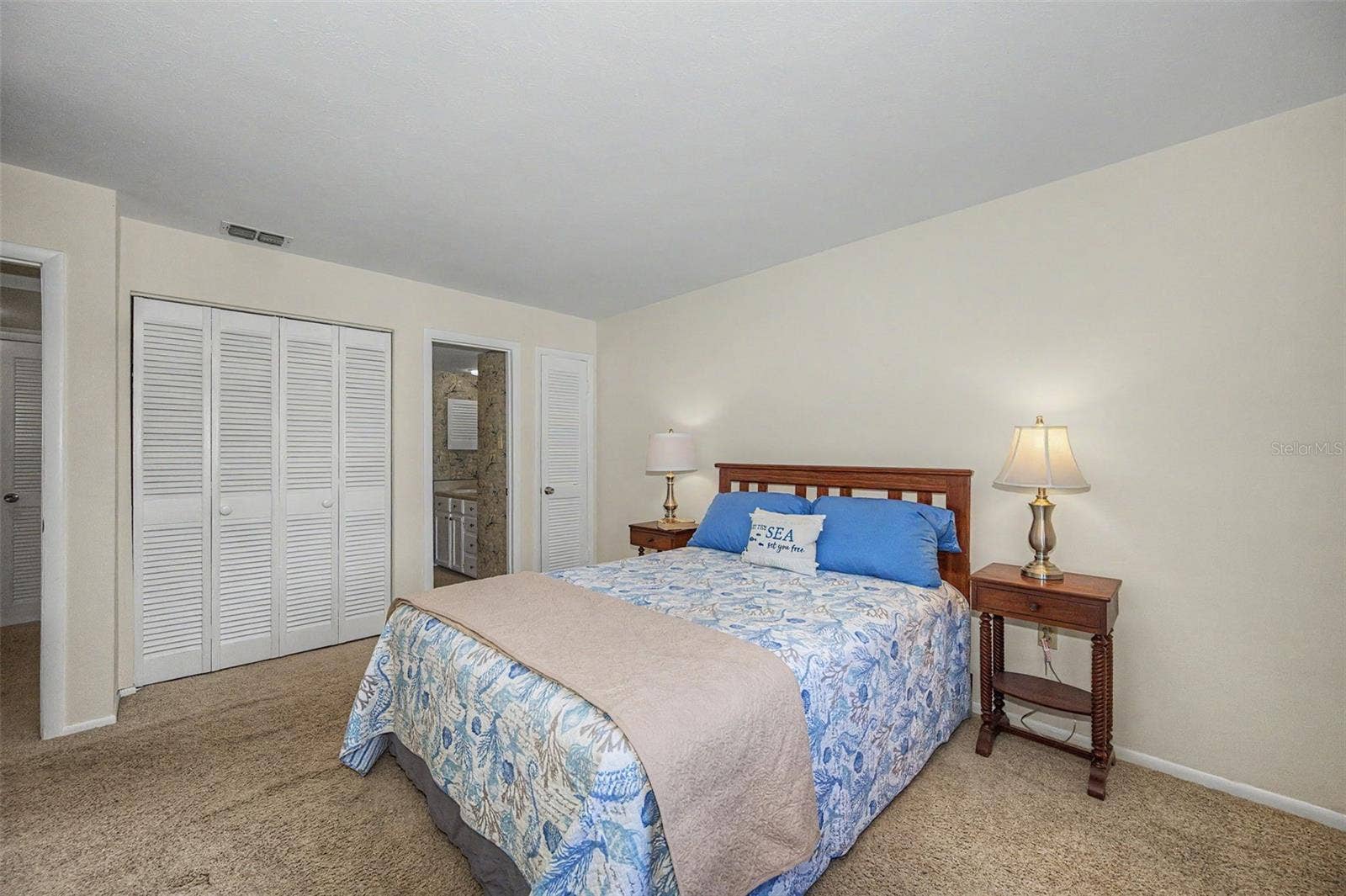 1575 GREENLEA DRIVE, #4, Clearwater, FL 33755 1575 GREENLEA DRIVE, #4, Clearwater, FL 33755