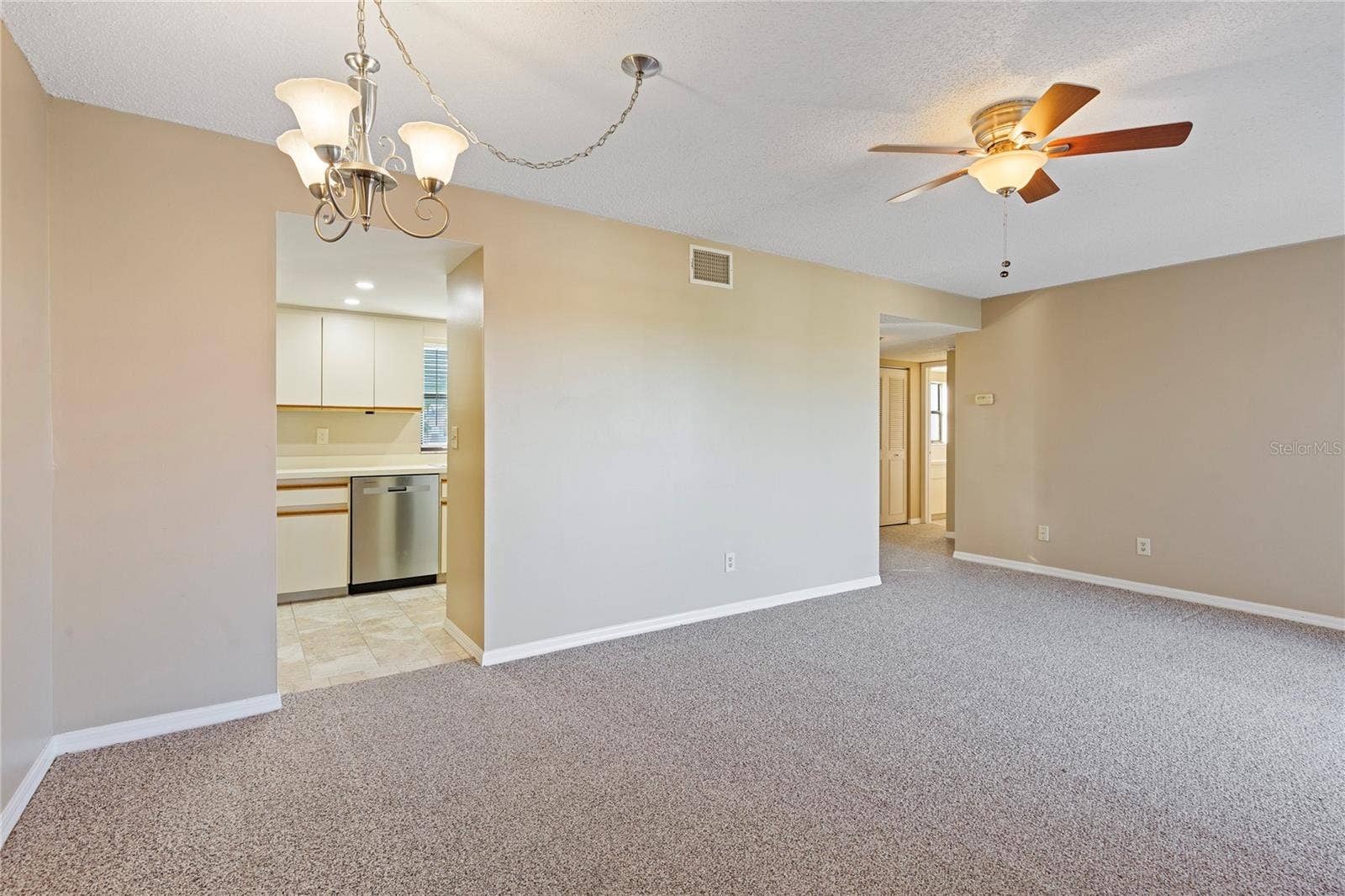 145 116TH AVENUE, #301, Treasure Island, FL 33706 145 116TH AVENUE, #301, Treasure Island, FL 33706