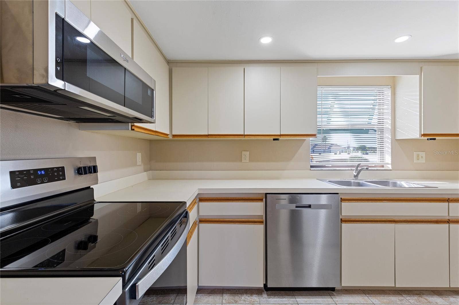145 116TH AVENUE, #301, Treasure Island, FL 33706 145 116TH AVENUE, #301, Treasure Island, FL 33706
