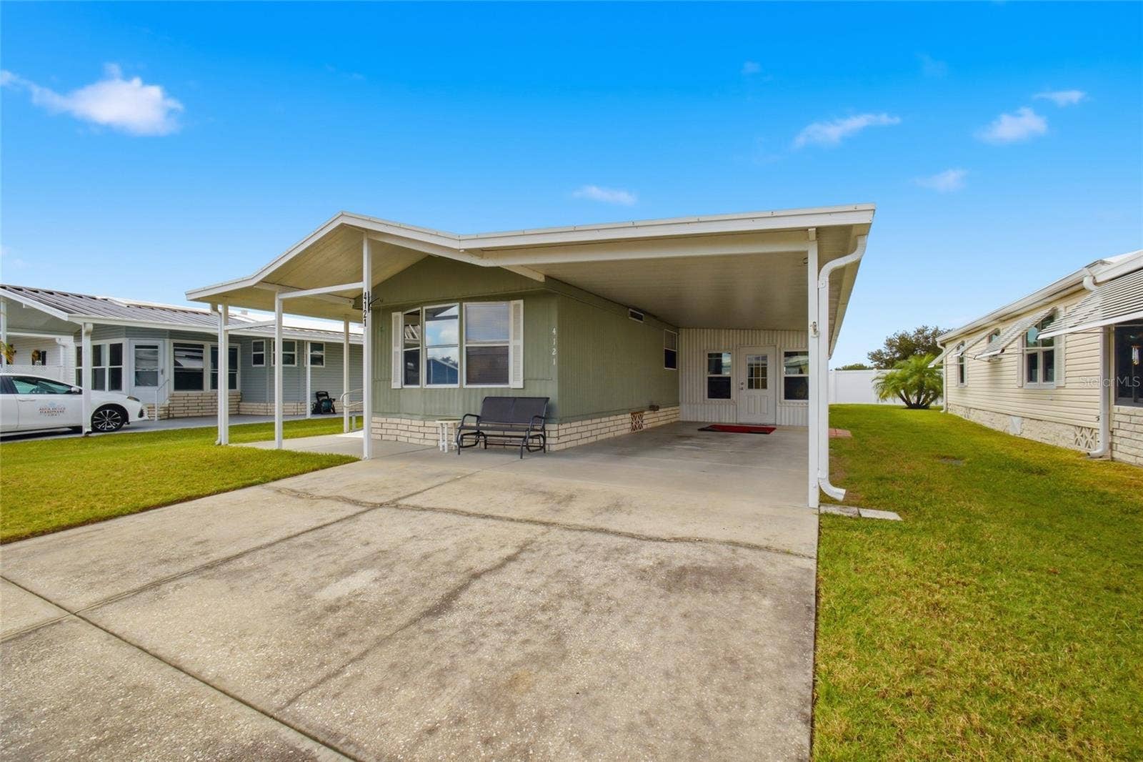 4121 JOYFUL LANE, Zephyrhills, FL 33541 4121 JOYFUL LANE, Zephyrhills, FL 33541
