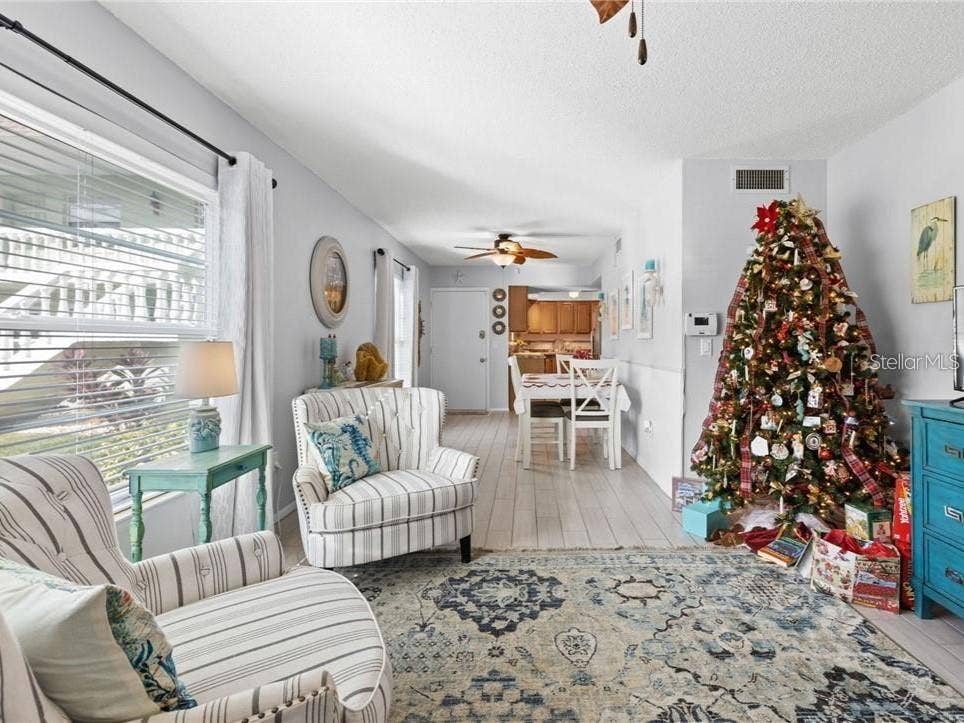 1250 S PINELLAS AVENUE, #1007, Tarpon Springs, FL 34689