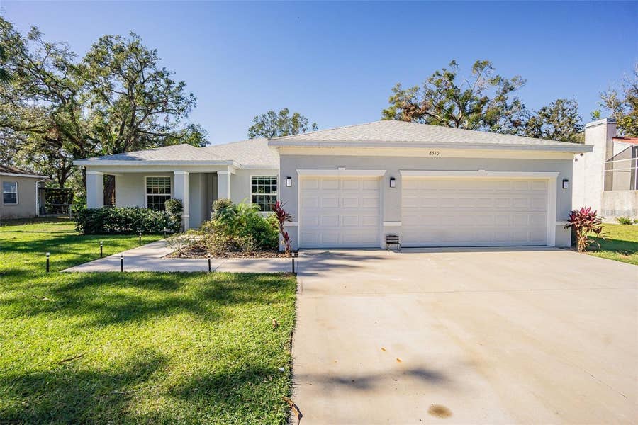 Property photo for 8510 DEE CIRCLE, Riverview, FL