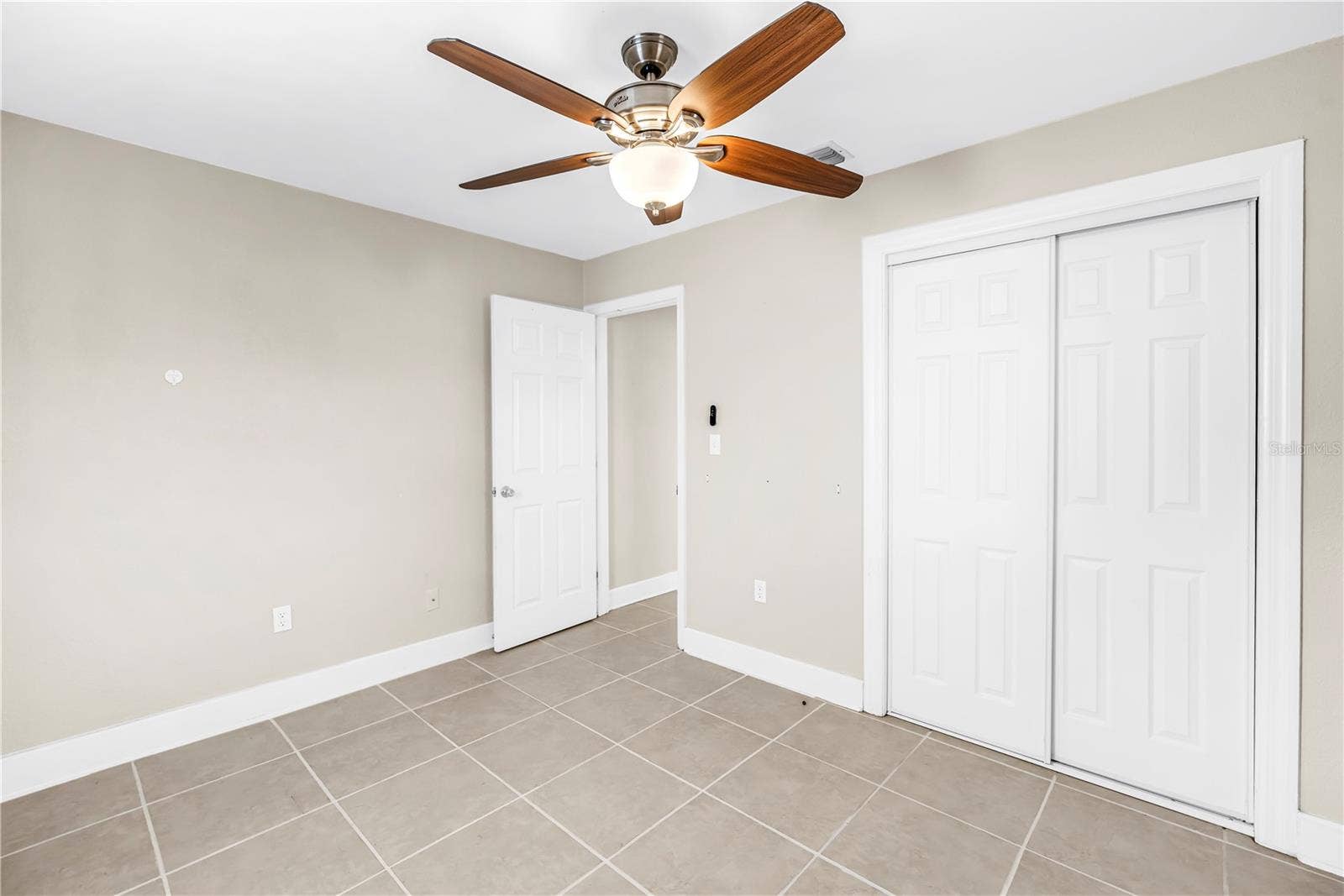 Guest Bedroom #2