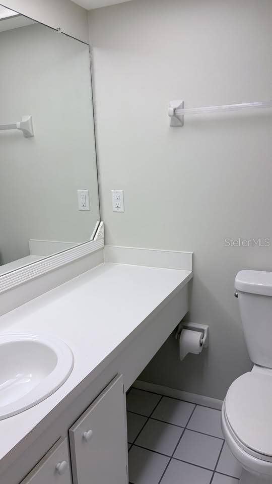 315 30TH AVENUE W, #B104, Bradenton, FL 34205 main bathroom