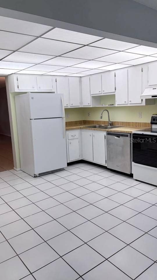 315 30TH AVENUE W, #B104, Bradenton, FL 34205 Kitchen