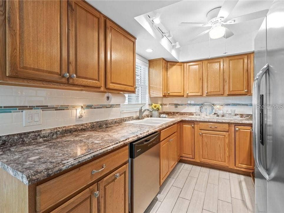 1250 S PINELLAS AVENUE, #1007, Tarpon Springs, FL 34689 1250 S PINELLAS AVENUE, #1007, Tarpon Springs, FL 34689