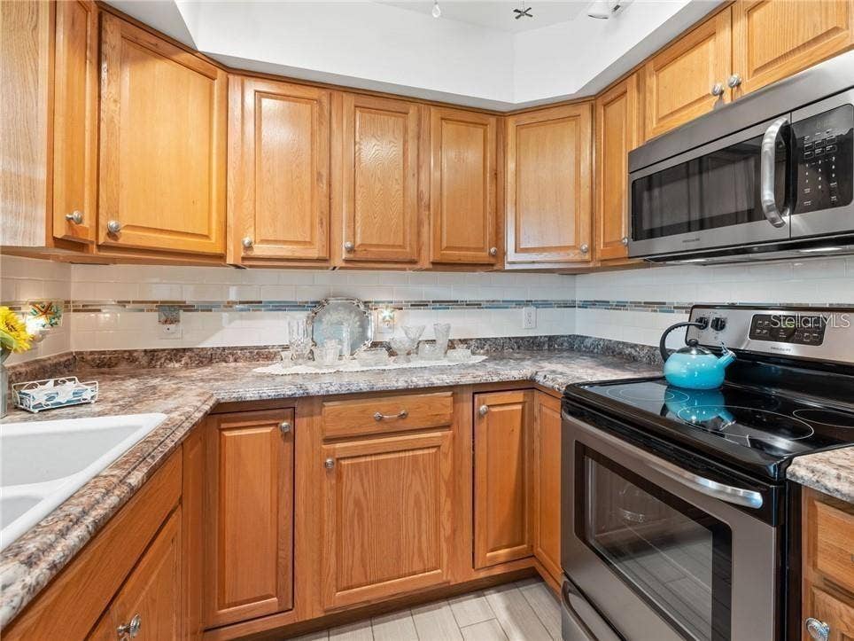 1250 S PINELLAS AVENUE, #1007, Tarpon Springs, FL 34689 1250 S PINELLAS AVENUE, #1007, Tarpon Springs, FL 34689