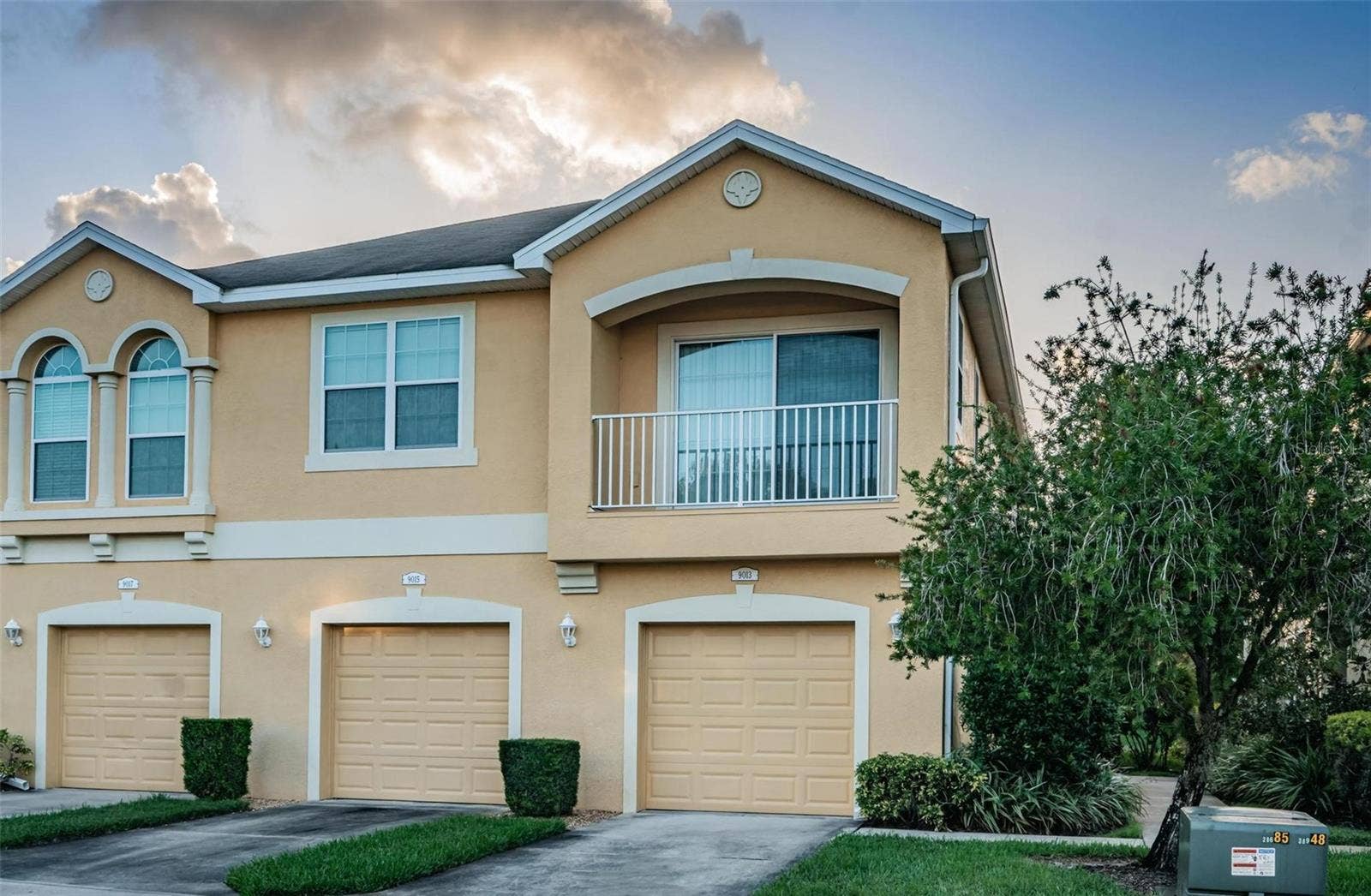 9013 MOONLIT MEADOWS LOOP, Riverview, FL 33578