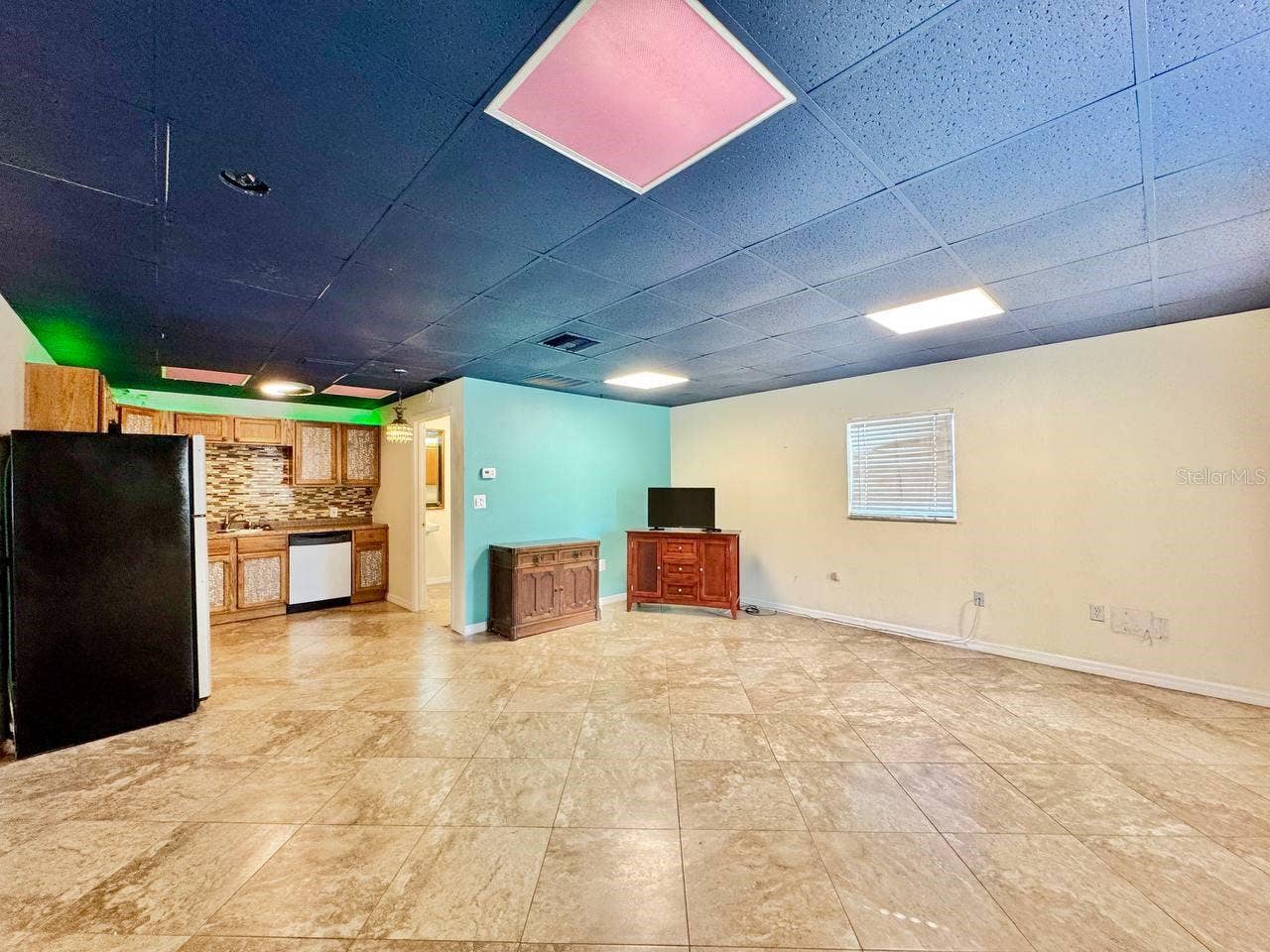 18 W ORANGE STREET, Tarpon Springs, FL 34689 18 W ORANGE STREET, Tarpon Springs, FL 34689
