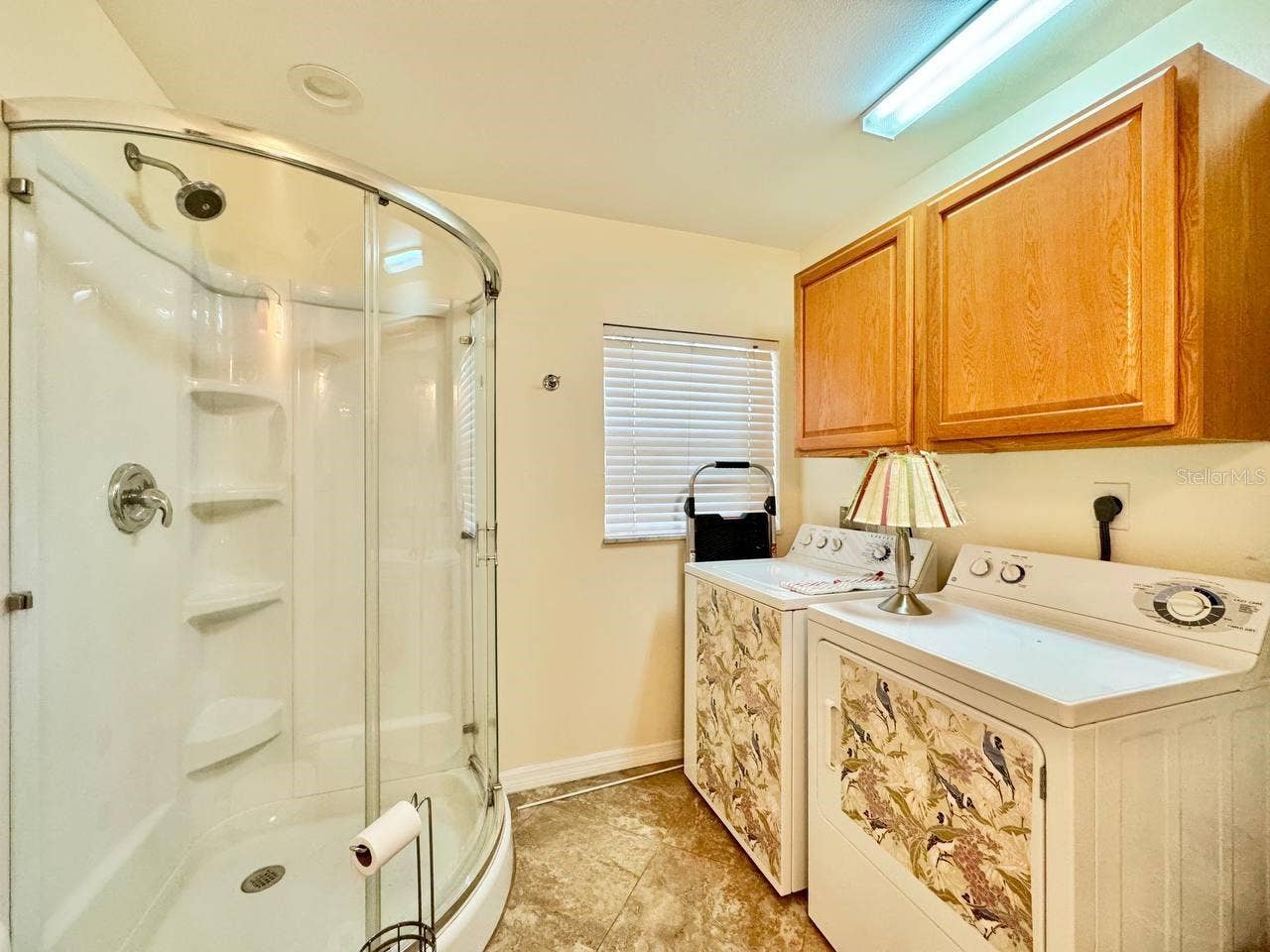 18 W ORANGE STREET, Tarpon Springs, FL 34689 18 W ORANGE STREET, Tarpon Springs, FL 34689