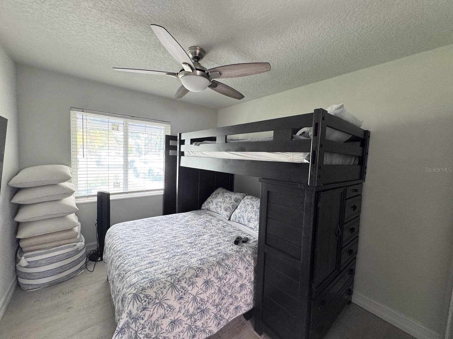 759 KINGSTON COURT, Apollo Beach, FL 33572 759 KINGSTON COURT, Apollo Beach, FL 33572