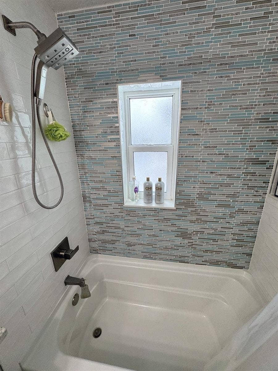 759 KINGSTON COURT, Apollo Beach, FL 33572 759 KINGSTON COURT, Apollo Beach, FL 33572