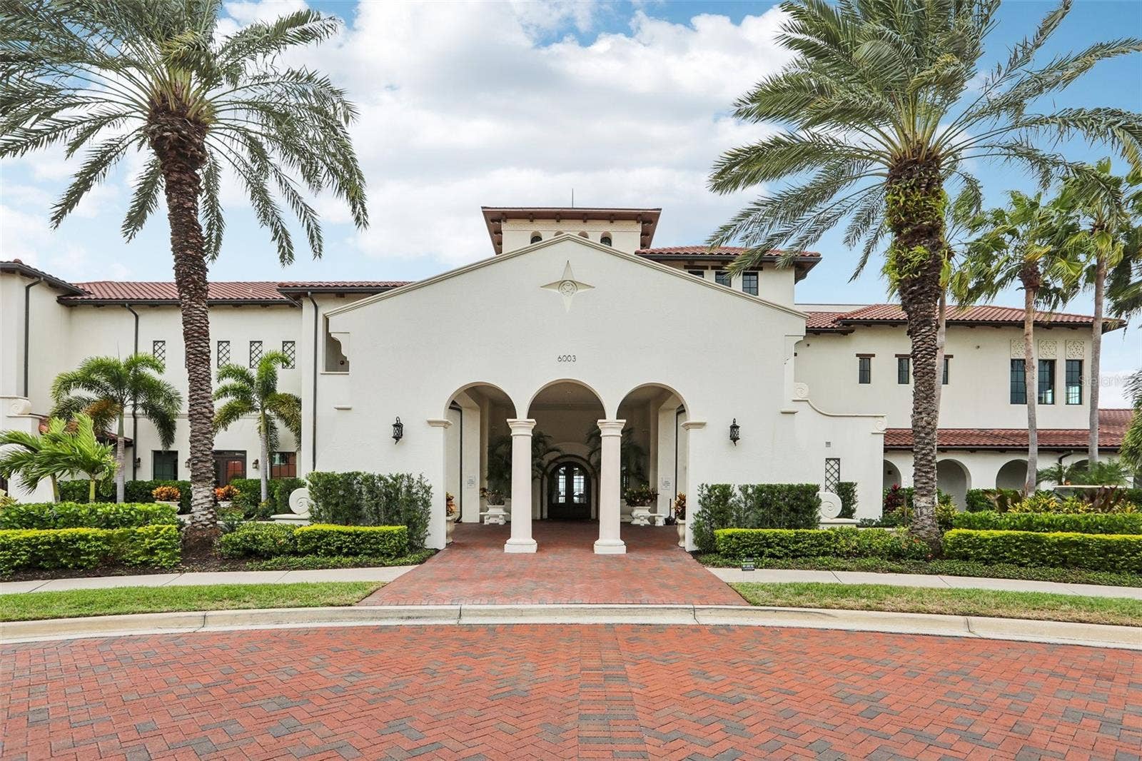 4912 YACHT CLUB, Tampa, FL 33616
