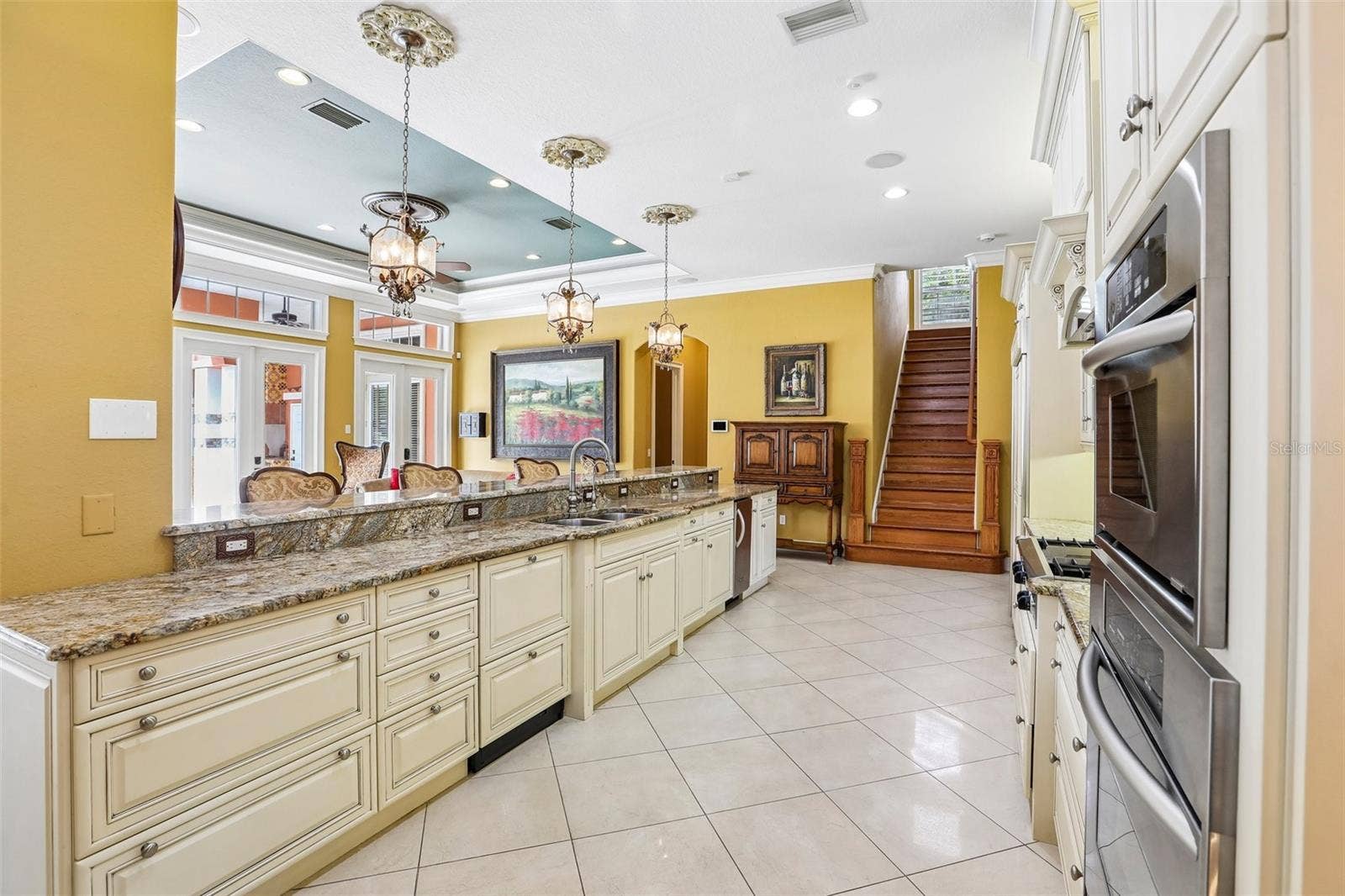 4912 YACHT CLUB, Tampa, FL 33616