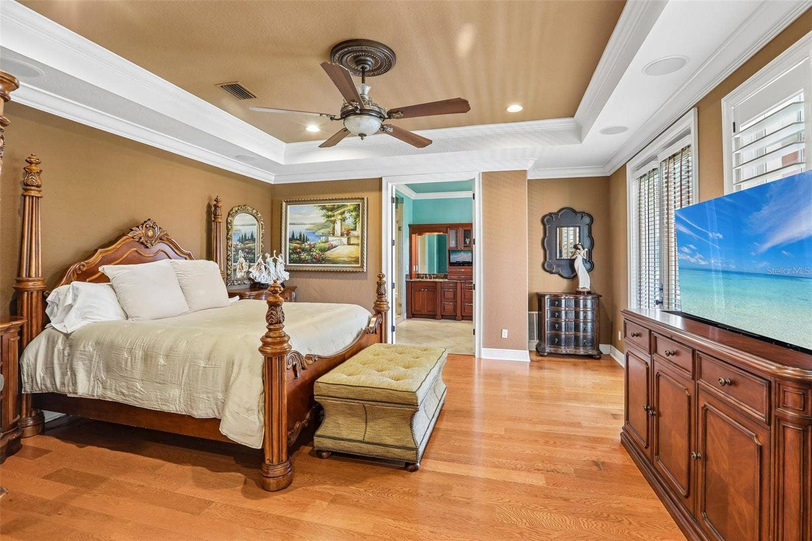 4912 YACHT CLUB, Tampa, FL 33616