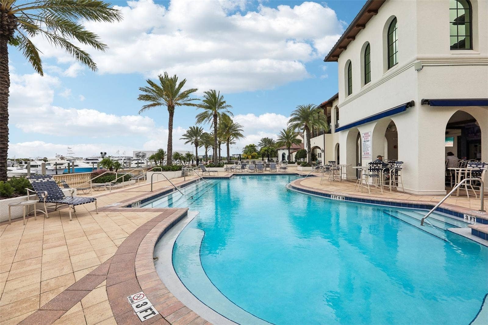 4912 YACHT CLUB, Tampa, FL 33616