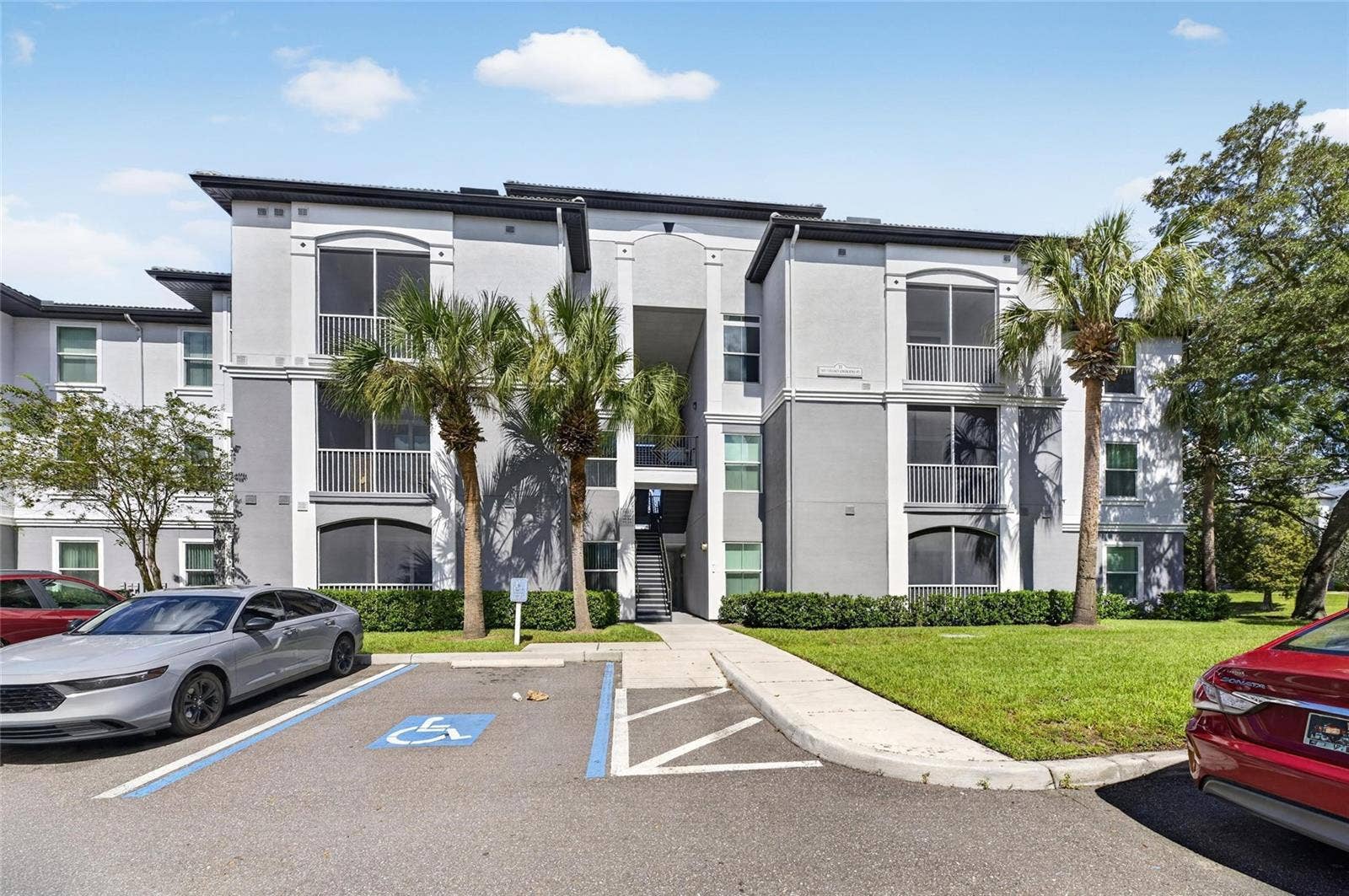 5617 LEGACY CRESCENT PLACE, #301, Riverview, FL 33578 5617 LEGACY CRESCENT PLACE, #301, Riverview, FL 33578