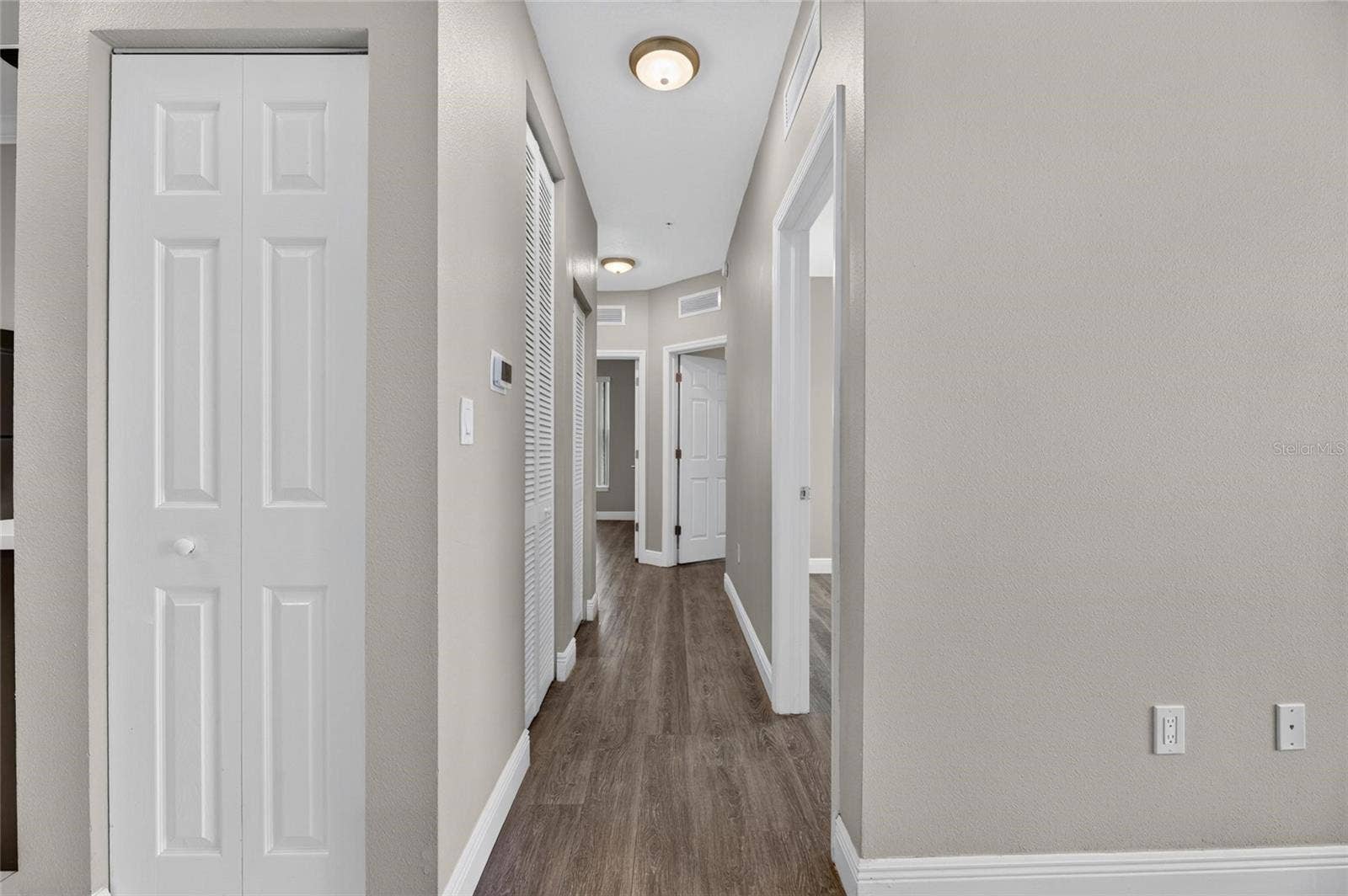5617 LEGACY CRESCENT PLACE, #301, Riverview, FL 33578 5617 LEGACY CRESCENT PLACE, #301, Riverview, FL 33578