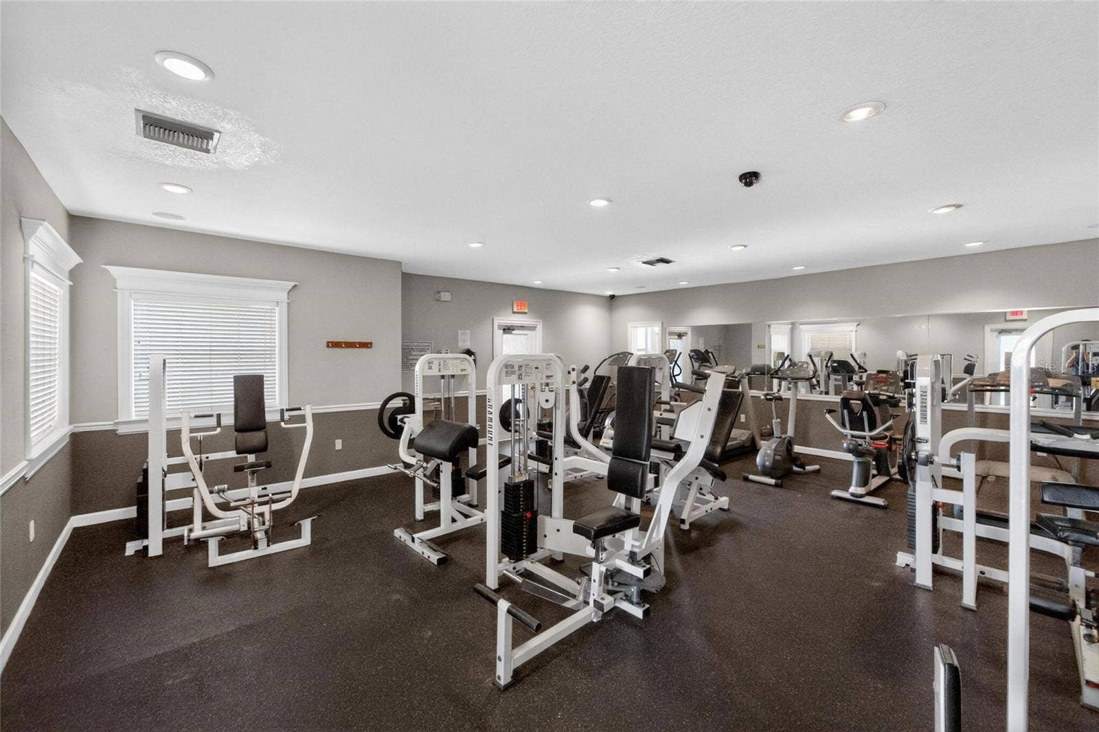 5617 LEGACY CRESCENT PLACE, #301, Riverview, FL 33578 5617 LEGACY CRESCENT PLACE, #301, Riverview, FL 33578