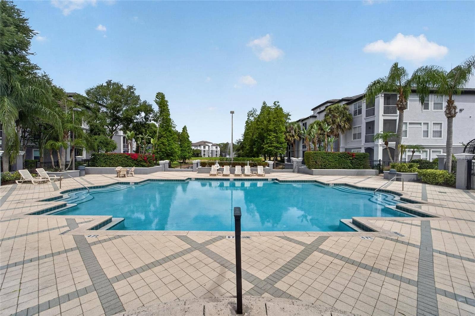 5617 LEGACY CRESCENT PLACE, #301, Riverview, FL 33578 5617 LEGACY CRESCENT PLACE, #301, Riverview, FL 33578