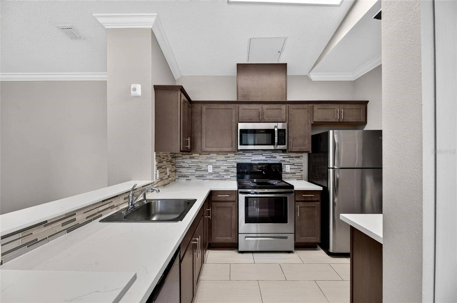 5617 LEGACY CRESCENT PLACE, #301, Riverview, FL 33578 5617 LEGACY CRESCENT PLACE, #301, Riverview, FL 33578