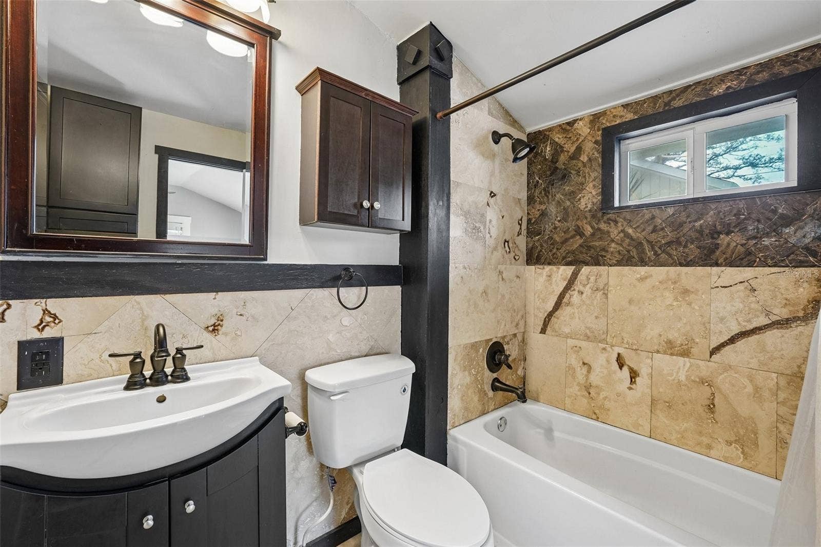 4601 16TH AVENUE N, St Petersburg, FL 33713 4601 16TH AVENUE N, St Petersburg, FL 33713