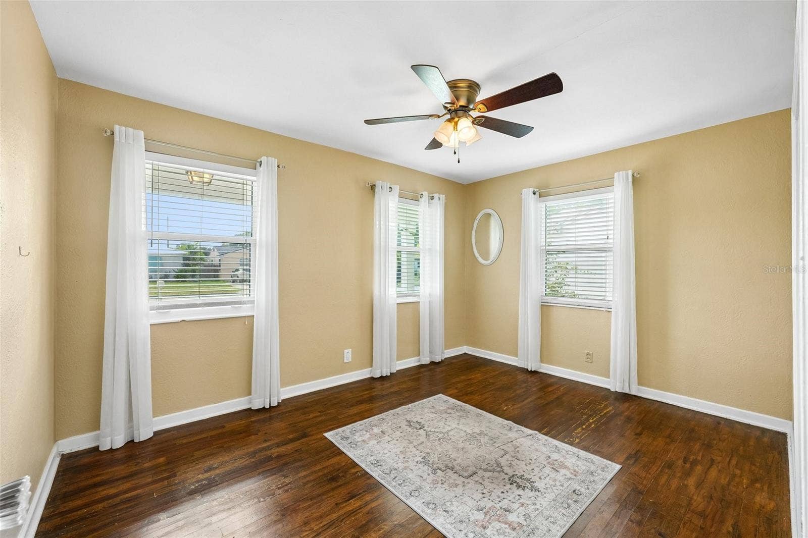 4601 16TH AVENUE N, St Petersburg, FL 33713 4601 16TH AVENUE N, St Petersburg, FL 33713