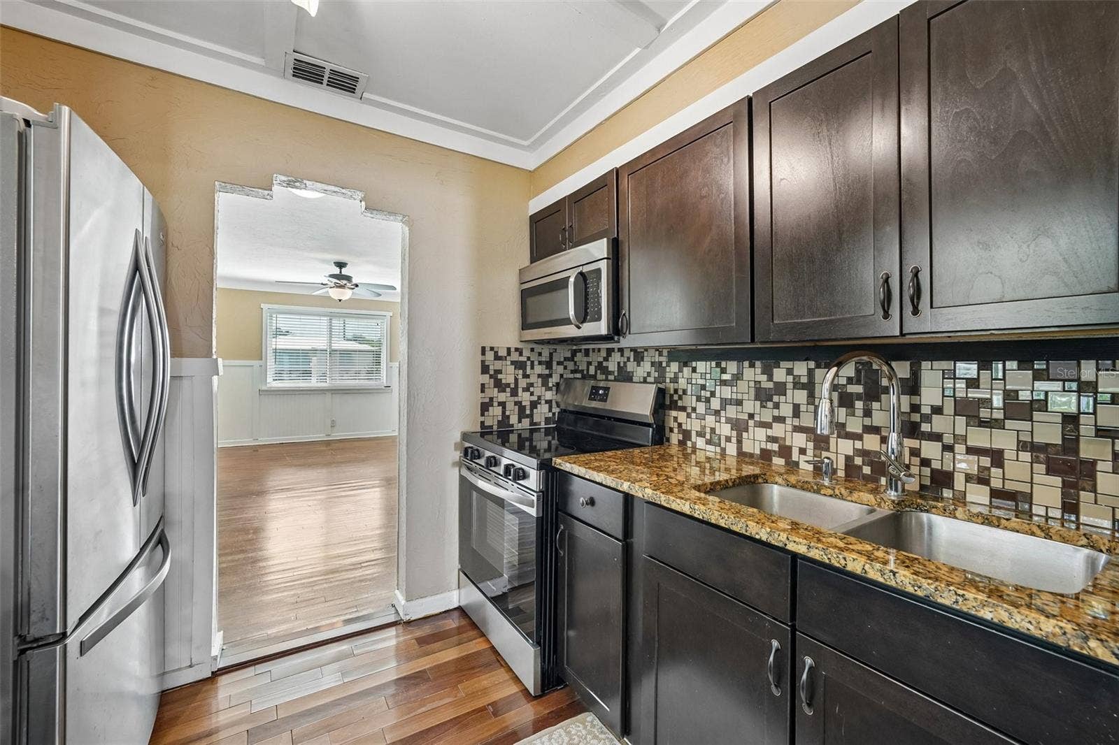4601 16TH AVENUE N, St Petersburg, FL 33713 4601 16TH AVENUE N, St Petersburg, FL 33713