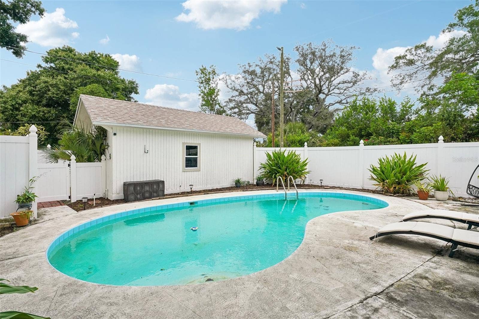 4601 16TH AVENUE N, St Petersburg, FL 33713 4601 16TH AVENUE N, St Petersburg, FL 33713