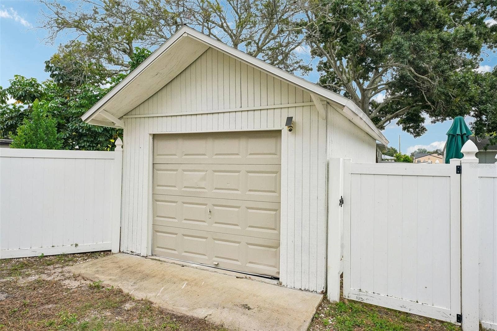 4601 16TH AVENUE N, St Petersburg, FL 33713 4601 16TH AVENUE N, St Petersburg, FL 33713