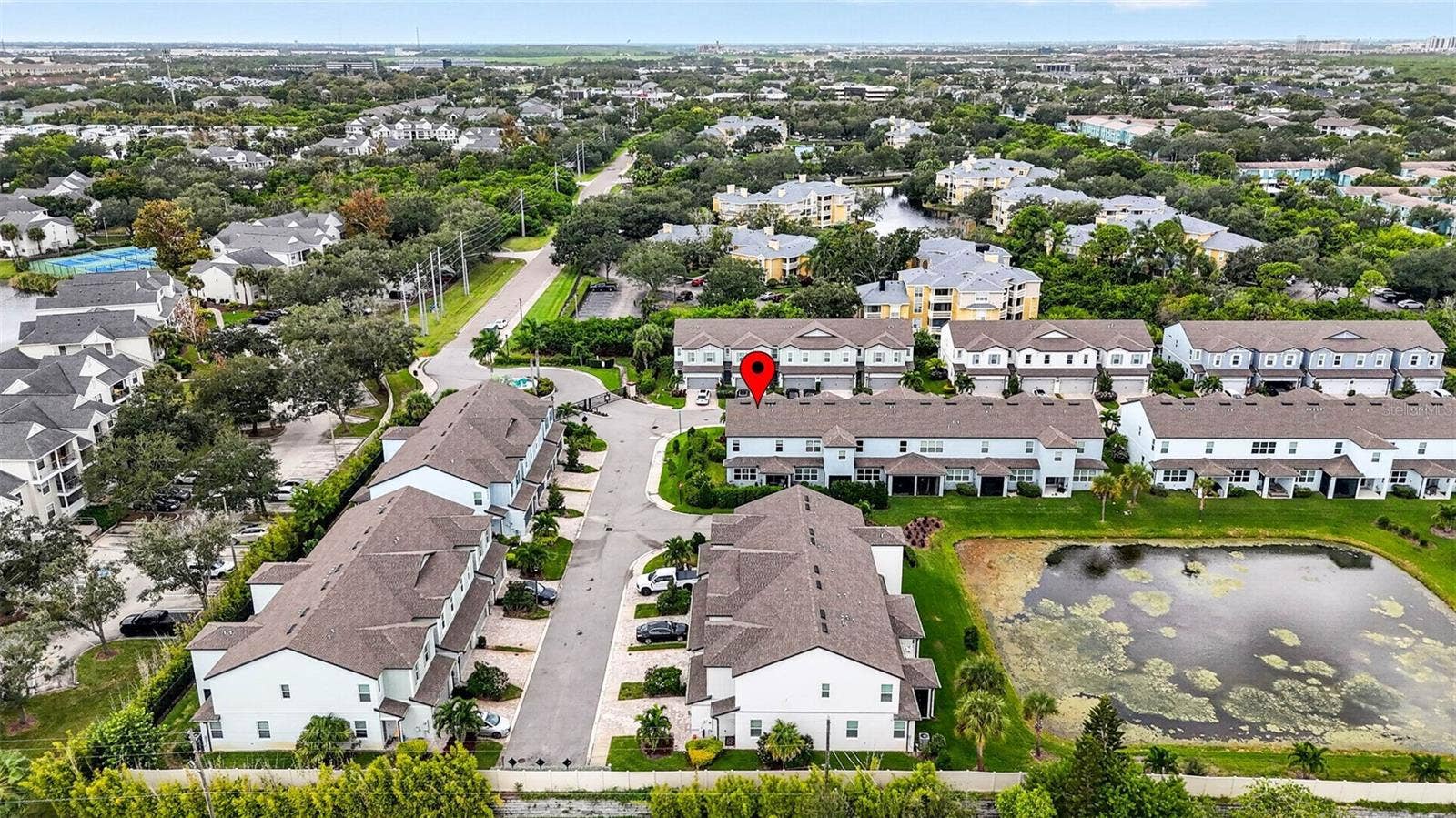 11211 BEACH WALK WAY NE, St Petersburg, FL 33716 Central Location