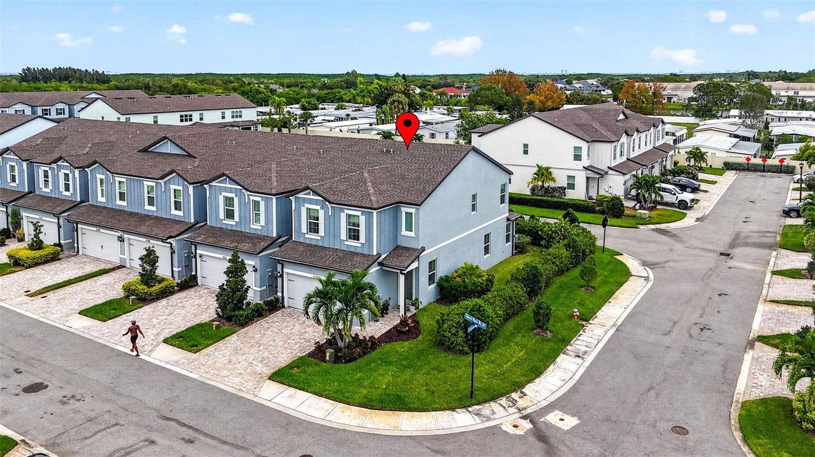 11211 BEACH WALK WAY NE, St Petersburg, FL 33716 Corner Townhome