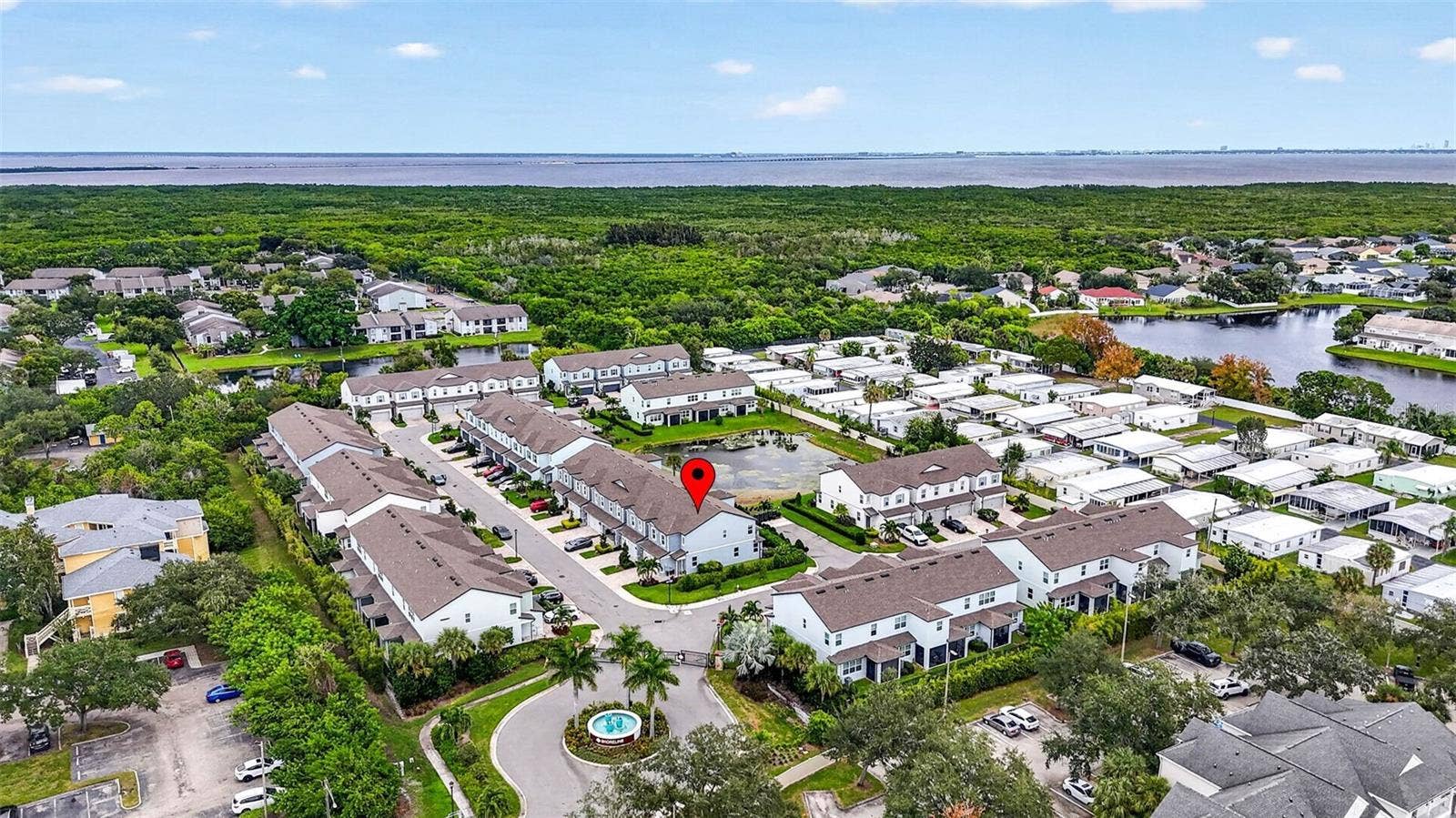 11211 BEACH WALK WAY NE, St Petersburg, FL 33716 Central Location