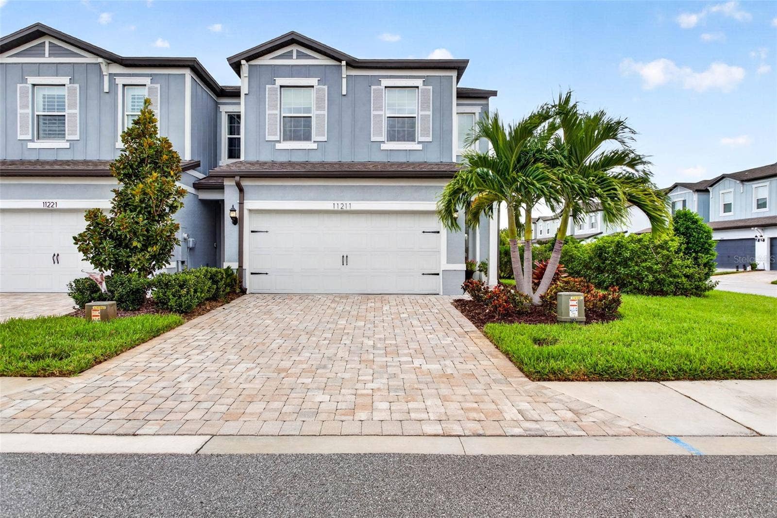 11211 BEACH WALK WAY NE, St Petersburg, FL 33716 Rare Corner Townhouse