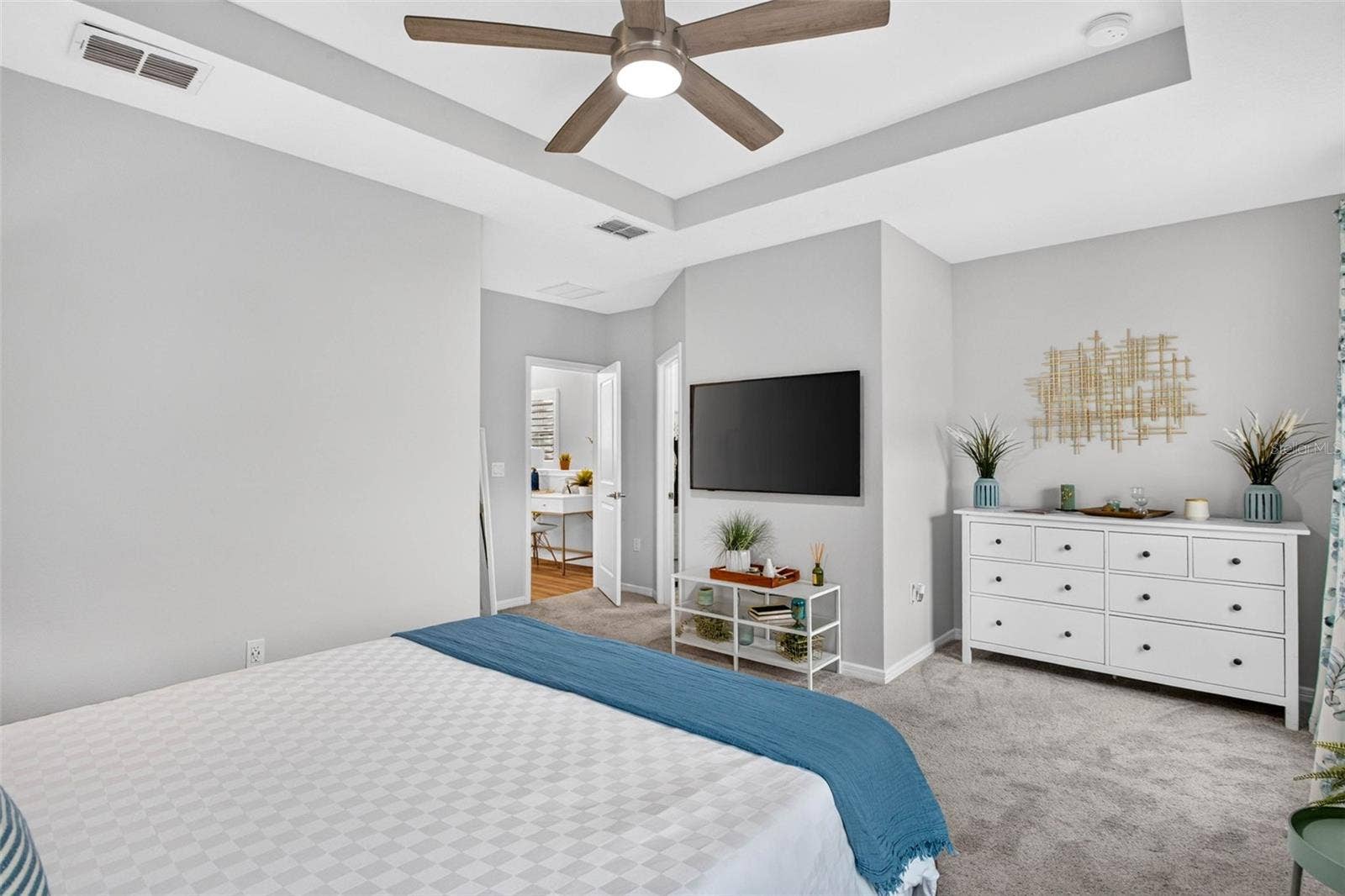 11211 BEACH WALK WAY NE, St Petersburg, FL 33716 Primary Bedroom