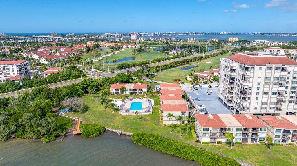 6372 PALMA DEL MAR BLVD S, #319, St Petersburg, FL 33715